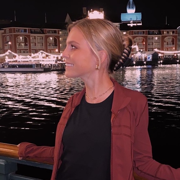 rebecca_gibbles